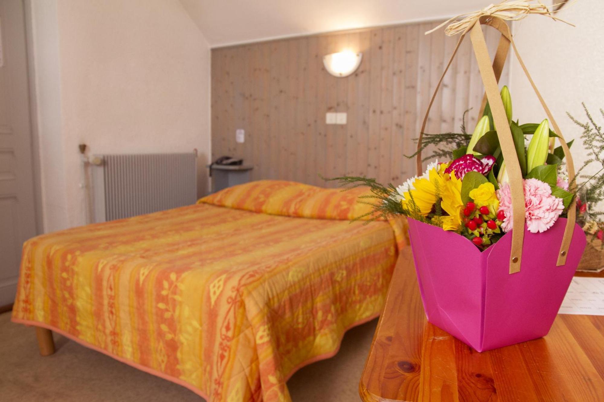 Hôtel de la Grotte Aix-les-Bains Kamer foto